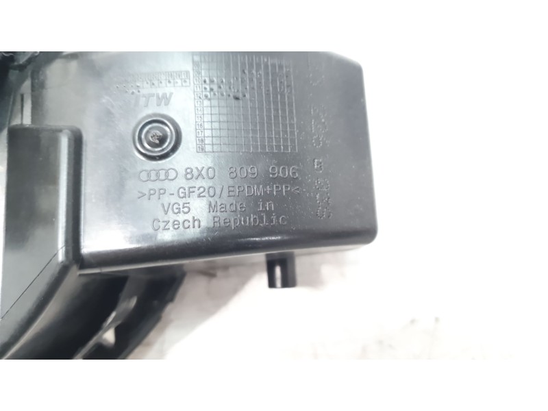 Recambio de tapa exterior combustible para audi a1 (8x) ambition referencia OEM IAM 8X0809907  