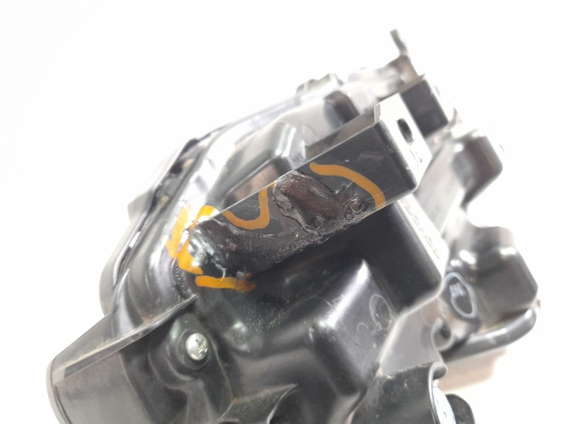 Recambio de piloto lateral izquierdo para toyota yaris cross hybrid fwd style referencia OEM IAM 814400D170  108910921