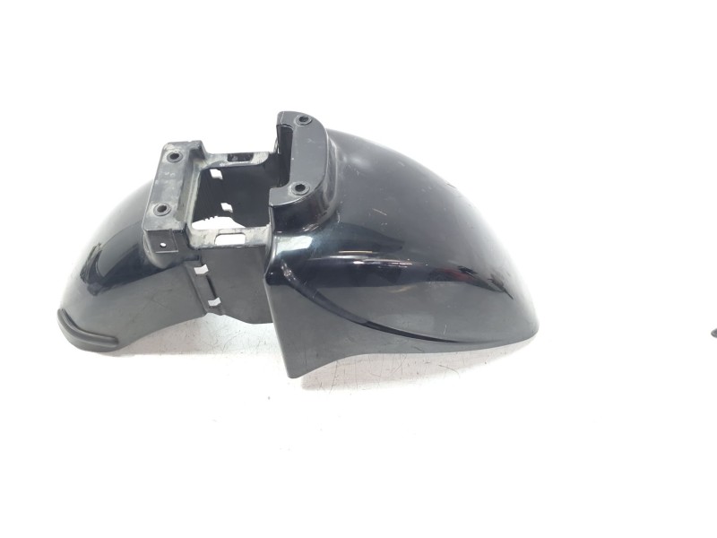 Recambio de guardabarros para piaggio beverly beverly 500 cruiser (m34) referencia OEM IAM 653588  
