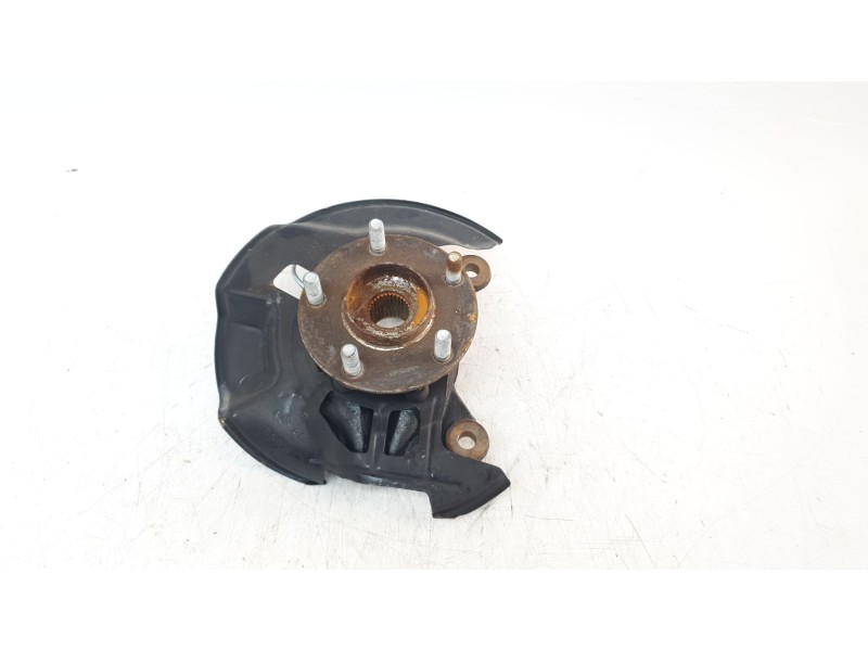 Recambio de mangueta delantera derecha para mazda cx-5 advantage 2wd referencia OEM IAM KN3L33021  