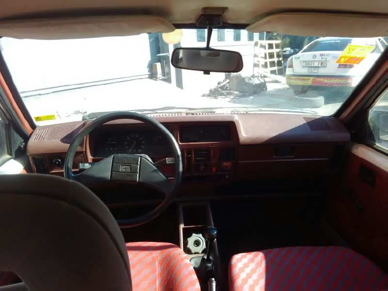 opel corsa a del año 1983