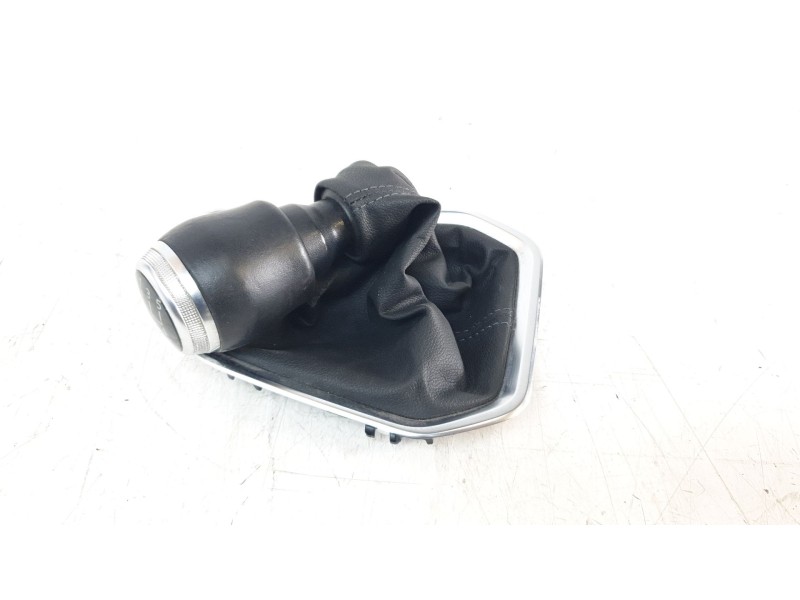 Recambio de pomo palanca cambio para renault clio v business edition referencia OEM IAM 341025198R  