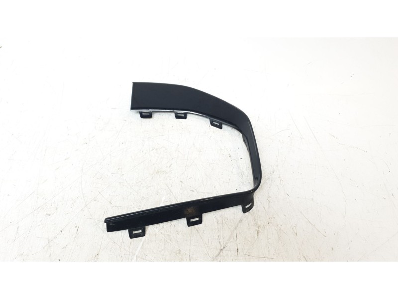 Recambio de moldura para land rover range rover evoque (l538) 2.0 d 4x4 referencia OEM IAM GJ3217B970B  