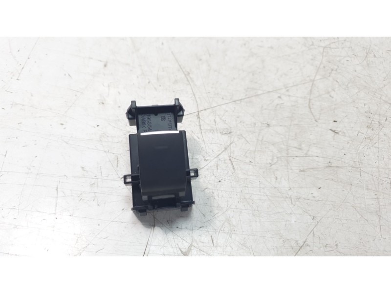 Recambio de mando elevalunas trasero izquierdo para toyota corolla (e21) hybrid active referencia OEM IAM 8481002250  