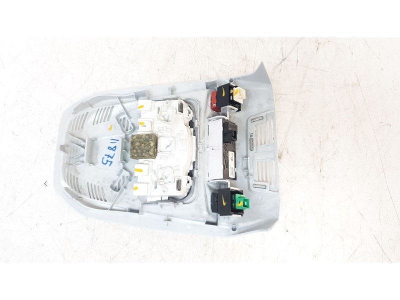 Recambio de luz interior para peugeot 3008 allure pack referencia OEM IAM 96781446  