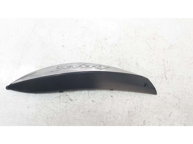Recambio de moldura para piaggio beverly beverly 500 cruiser (m34) referencia OEM IAM CM176201000C  