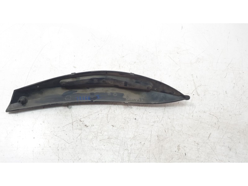 Recambio de moldura para piaggio beverly beverly 500 cruiser (m34) referencia OEM IAM CM176201000C  