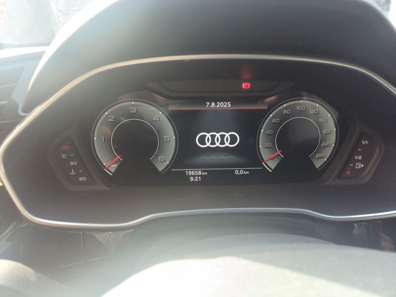 audi q3 sportback (f3n) del año 2023