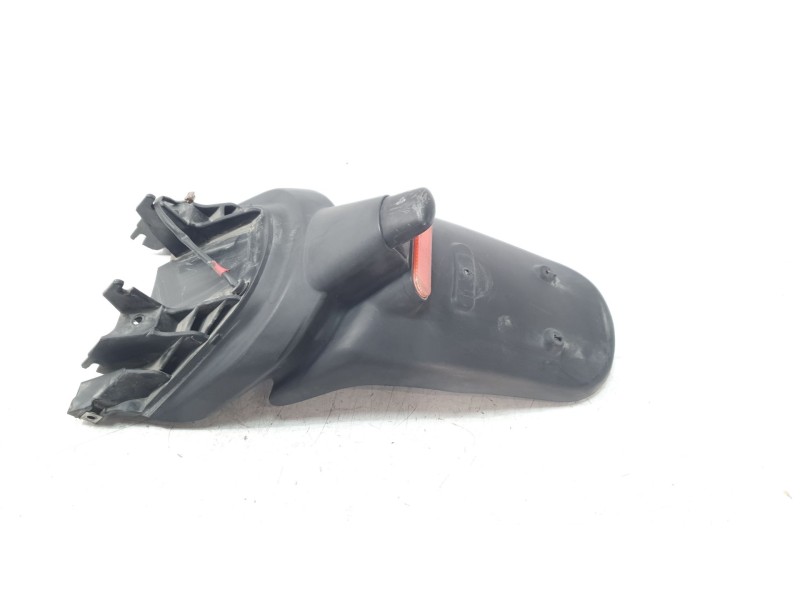 Recambio de portamatriculas para piaggio beverly beverly 500 cruiser (m34) referencia OEM IAM 653589000C  