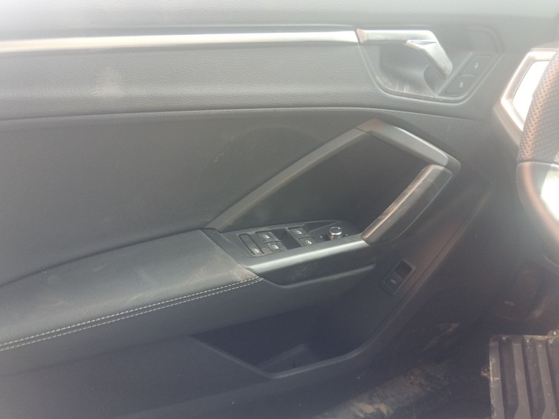 Recambio de mando elevalunas delantero izquierdo para audi q3 sportback (f3n) 40 tdi quattro referencia OEM IAM   