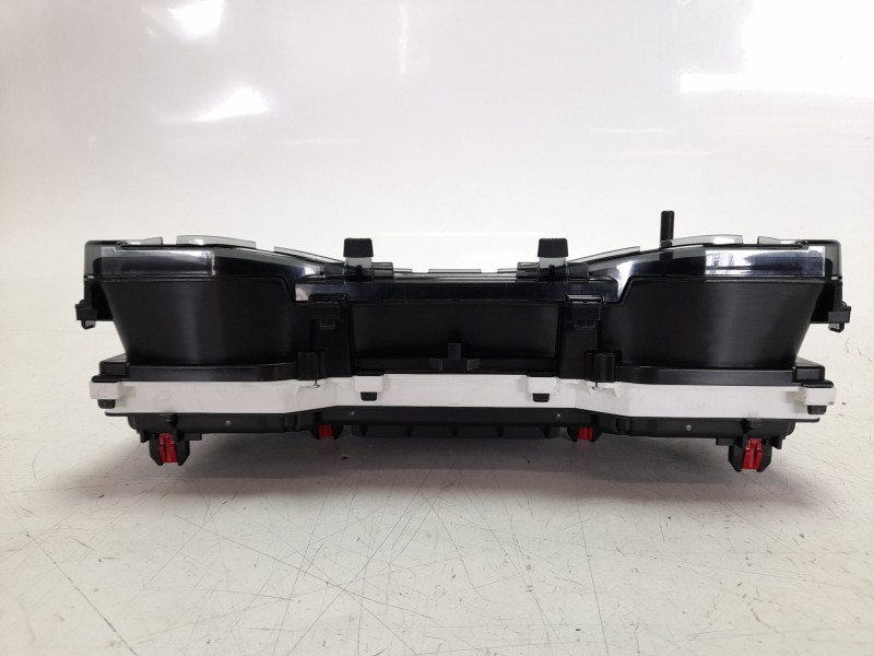 Recambio de cuadro instrumentos para toyota yaris cross hybrid fwd style referencia OEM IAM   