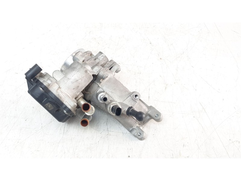 Recambio de caja mariposa para skoda kodiaq ambition referencia OEM IAM 04L128063  
