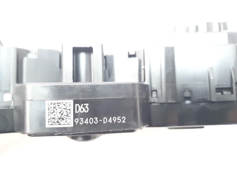 Recambio de mando multifuncion para kia stonic (yb) 1.2 cvvt referencia OEM IAM 93403D4952  