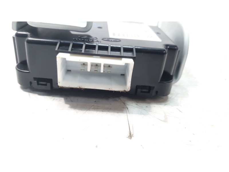 Recambio de modulo electronico para kia stonic (yb) 1.2 cvvt referencia OEM IAM 95300H8000  