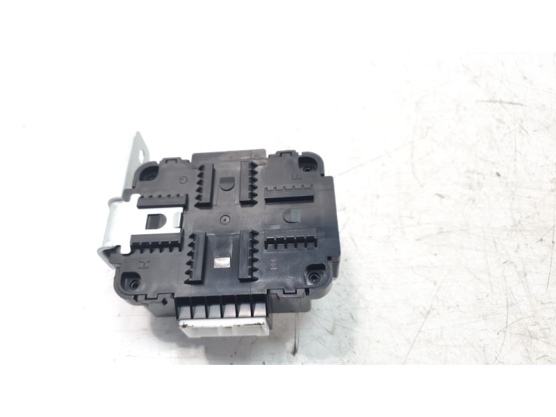Recambio de modulo electronico para kia stonic (yb) 1.2 cvvt referencia OEM IAM 95300H8000  