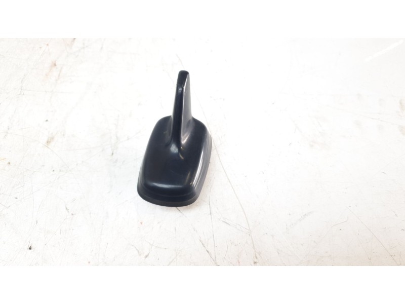 Recambio de antena para volkswagen t-roc advance style referencia OEM IAM 5Q0035507AH5FQ  