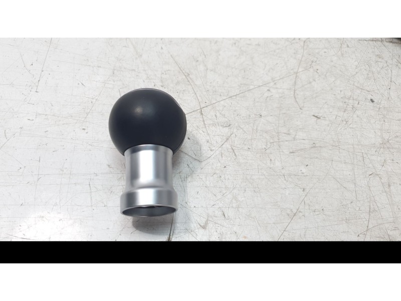 Recambio de pomo palanca cambio para kia stonic (yb) 1.2 cvvt referencia OEM IAM 43711H8100  