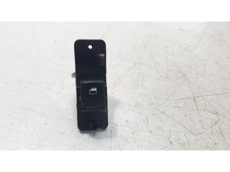 Recambio de mando elevalunas trasero izquierdo para kia stonic (yb) 1.2 cvvt referencia OEM IAM 93580H8000WK  IAF890087KH