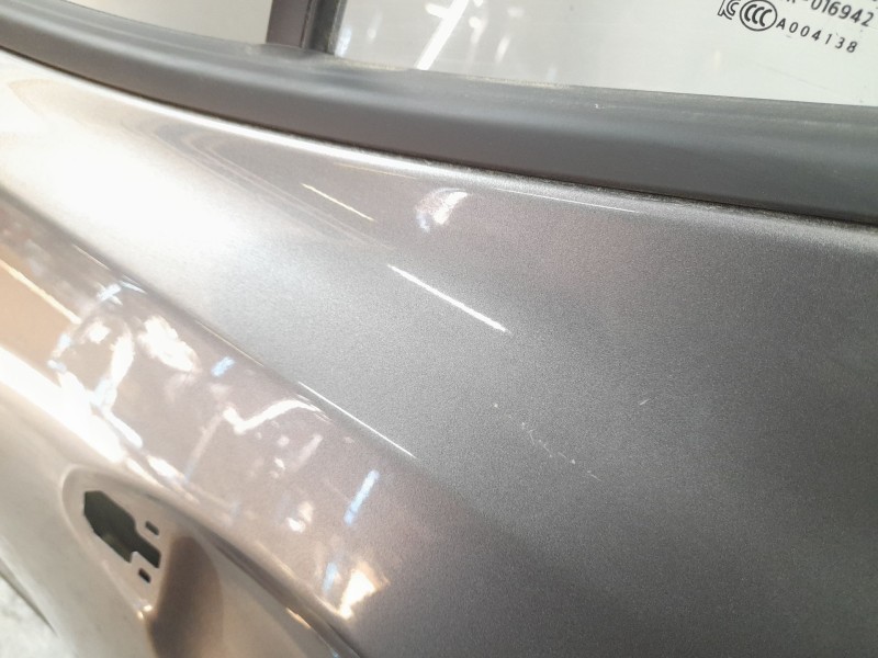 Recambio de puerta trasera izquierda para kia stonic (yb) 1.2 cvvt referencia OEM IAM 77003H8401  