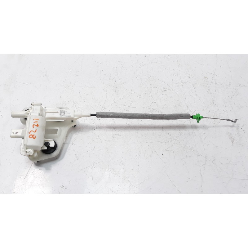 Recambio de tapa exterior combustible para mercedes-benz clase glb (bm 247) 1.3 cat referencia OEM IAM A0999068600  
