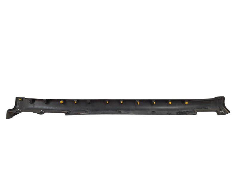 Recambio de estribos laterales para kia niro business referencia OEM IAM 87753G5000  