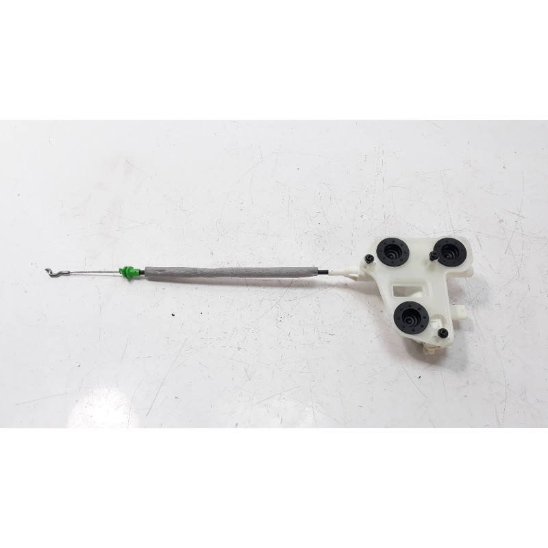 Recambio de tapa exterior combustible para mercedes-benz clase glb (bm 247) 1.3 cat referencia OEM IAM A0999068600  
