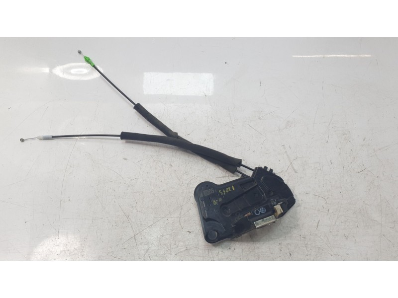 Recambio de cerradura puerta delantera derecha para toyota c-hr hybrid active referencia OEM IAM 69030F4020  
