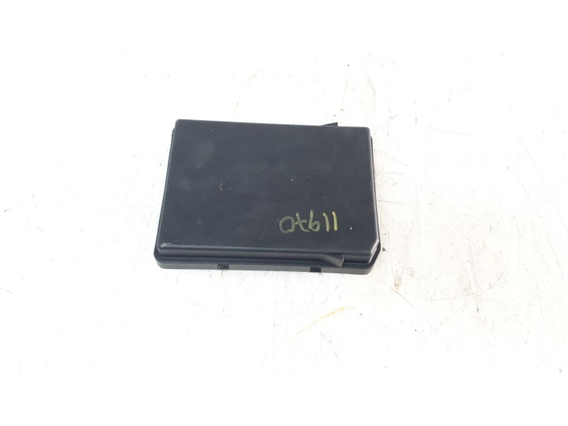 Recambio de caja reles / fusibles para dacia sandero iii stepway expression referencia OEM IAM 284B71965R  