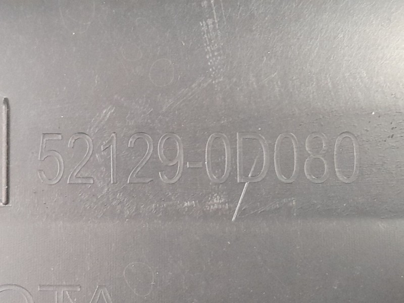 Recambio de spoiler paragolpes delantero para toyota yaris cross hybrid fwd style referencia OEM IAM 521290D080  