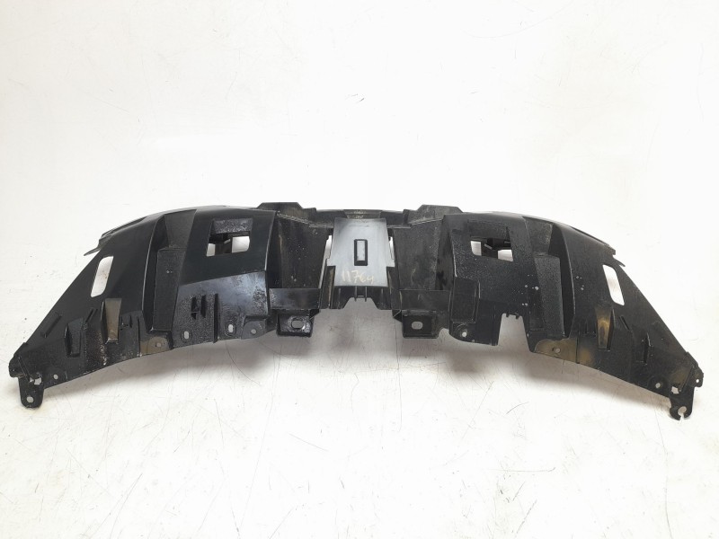 Recambio de rejilla paragolpes central para toyota yaris cross hybrid fwd style referencia OEM IAM 531110DB20  