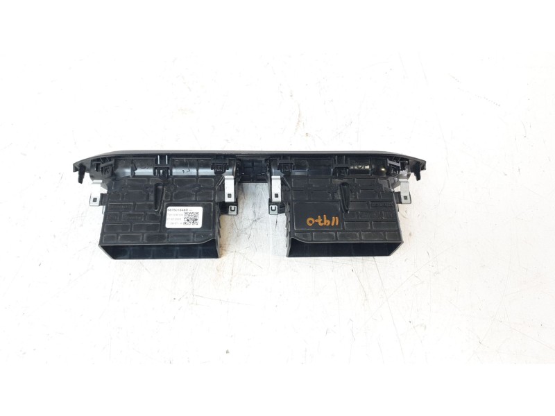 Recambio de aireador central para dacia sandero iii stepway expression referencia OEM IAM 687601848R  