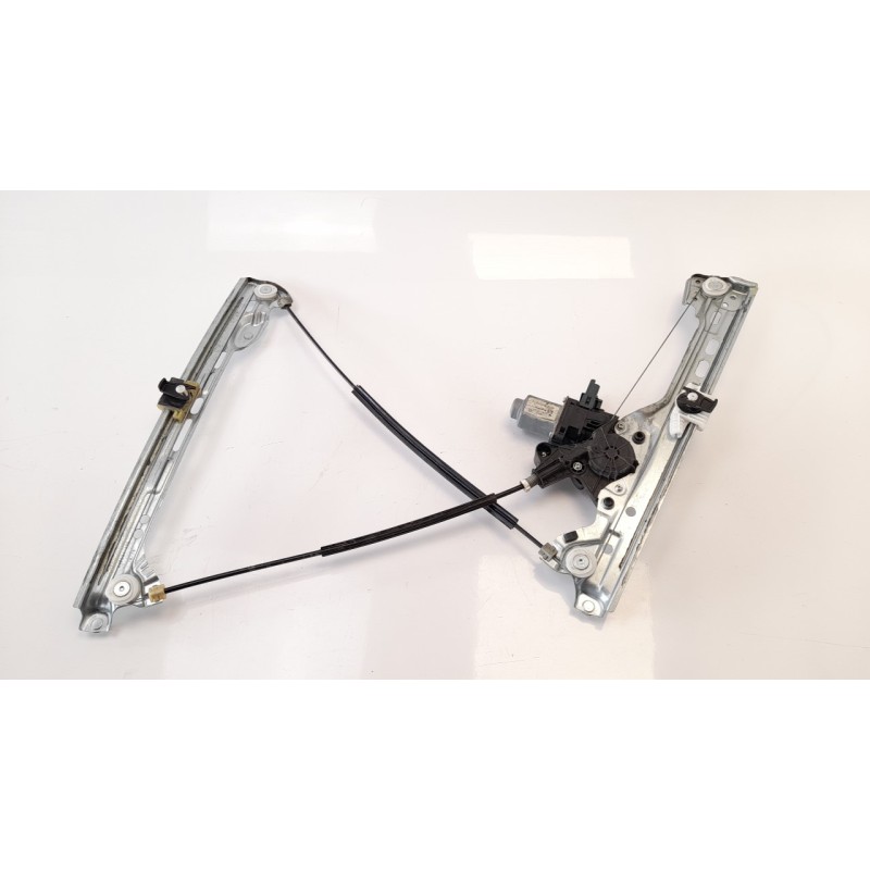 Recambio de elevalunas delantero izquierdo para renault megane iv berlina 5p 1.5 dci diesel fap energy referencia OEM IAM 807215