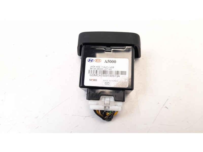 Recambio de interruptor para hyundai i30 (gd) 1.6 gdi cat referencia OEM IAM 96120A5000  