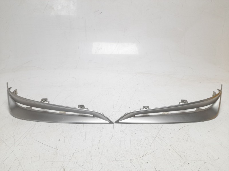 Recambio de spoiler paragolpes trasero para lexus is iii (_e3_) 300h (ave30_) referencia OEM IAM 5216553020 5216653020 