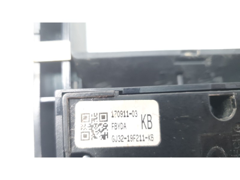 Recambio de mando multifuncion para land rover evoque pure referencia OEM IAM GJ3219F211KB  