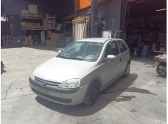 opel corsa c (x01) del año 2002