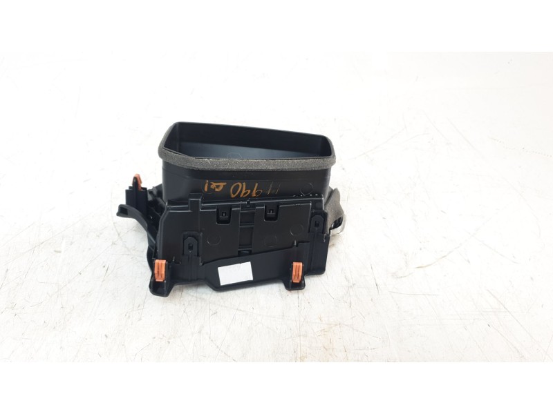 Recambio de aireador izquierdo para toyota corolla (e21) hybrid active referencia OEM IAM 5565002840 5565002850 