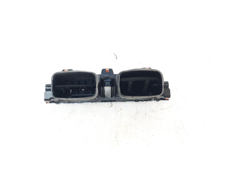 Recambio de aireador central para toyota corolla (e21) hybrid active referencia OEM IAM 5567002830 556422830 