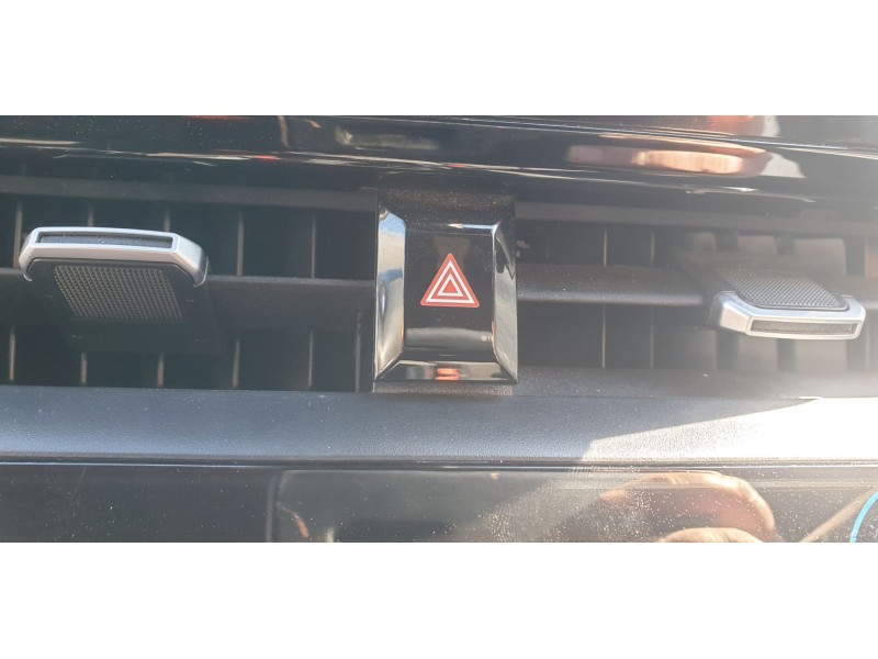 Recambio de warning para toyota corolla (e21) hybrid active referencia OEM IAM 15F448  