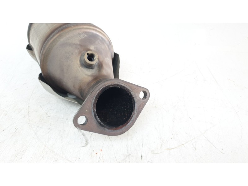 Recambio de catalizador para hyundai tucson (nx) maxx silver 2wd referencia OEM IAM 289G72M200  