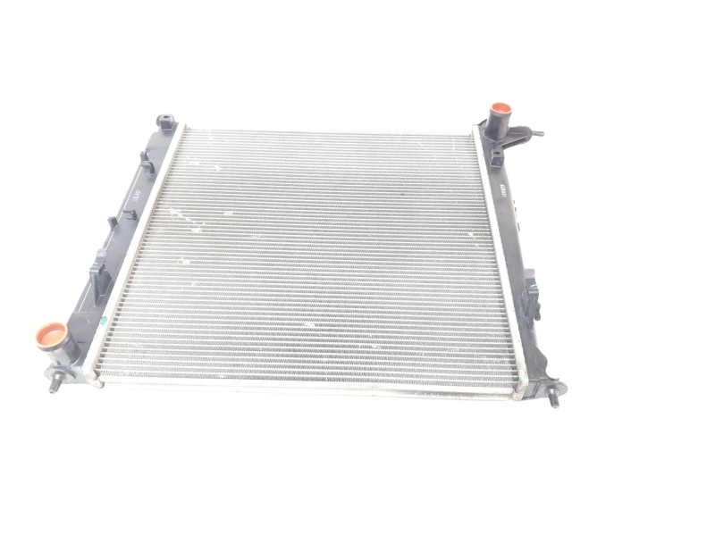 Recambio de radiador agua para kia sportage drive 4x2 referencia OEM IAM 253102Y000 53054 