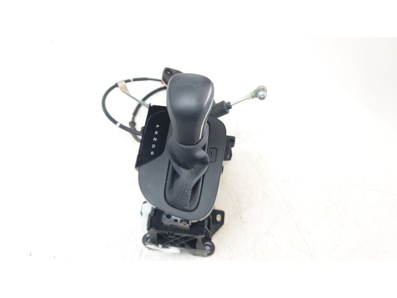 Recambio de palanca cambio para toyota yaris cross hybrid fwd style referencia OEM IAM 33560F4050  