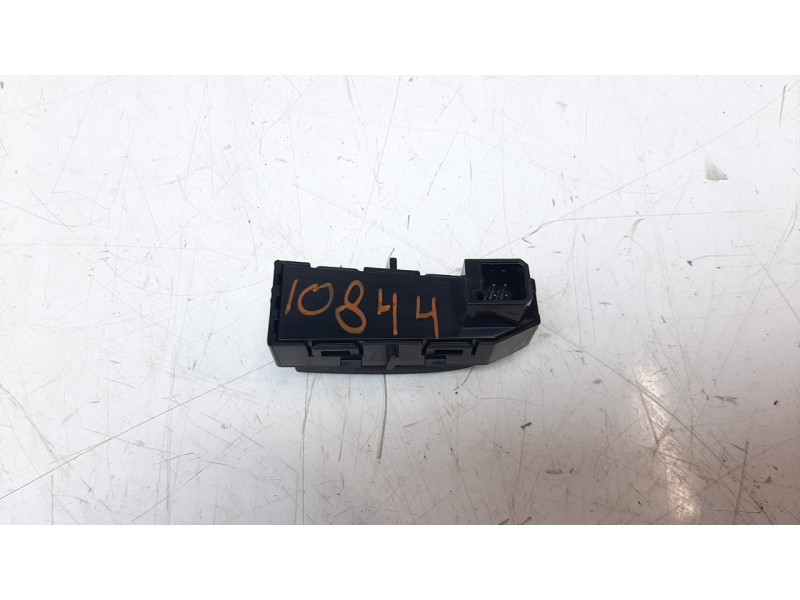 Recambio de interruptor para opel insignia country tourer 2.0 16v cdti referencia OEM IAM 23191298  