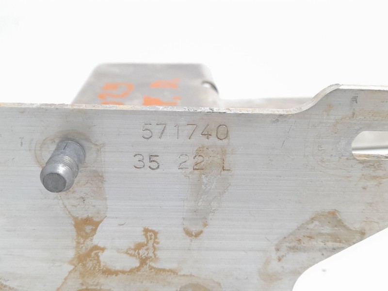 Recambio de travesaño inferior para opel grandland x 120 aniversario referencia OEM IAM 9822100180  