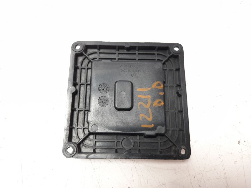 Recambio de centralita luces para renault megane iv hatchback (b9a/m/n_) 1.3 tce 140 (b9nb) referencia OEM IAM 260559976R A2C906