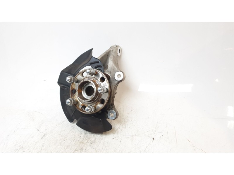 Recambio de mangueta delantera derecha para hyundai tucson (nx) maxx silver 2wd referencia OEM IAM 51706N7100  