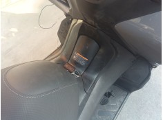 Recambio de deposito combustible para yamaha tricity tricity 300 (sh16) referencia OEM IAM   