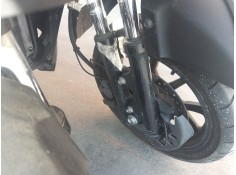 PINZA DE FRENO DELANTERA IZQUIERDA 2CMF580T0000 