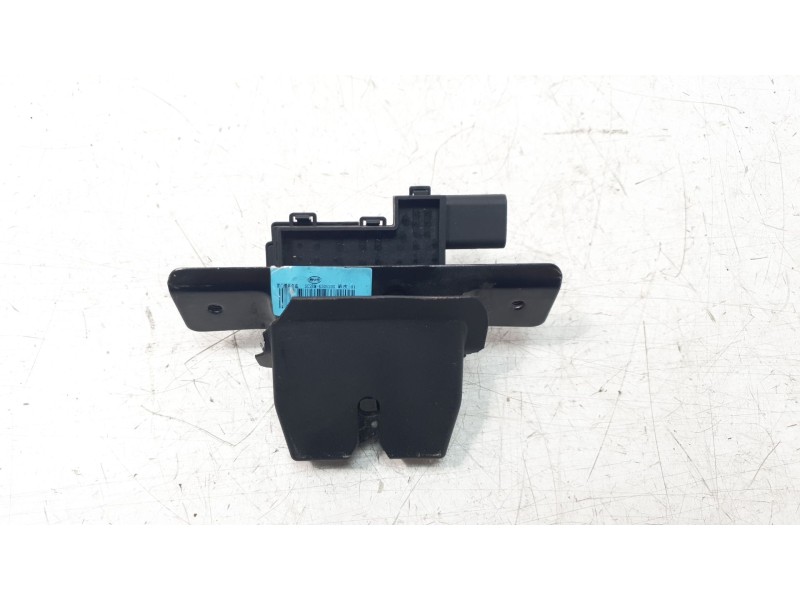 Recambio de cerradura maletero / porton para byd atto 3 ev referencia OEM IAM SC2EM6305200  