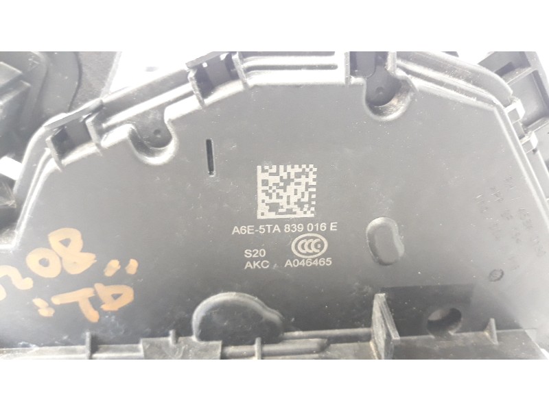 Recambio de cerradura puerta trasera derecha para seat ibiza (kj1) reference plus referencia OEM IAM 5TA839016E  